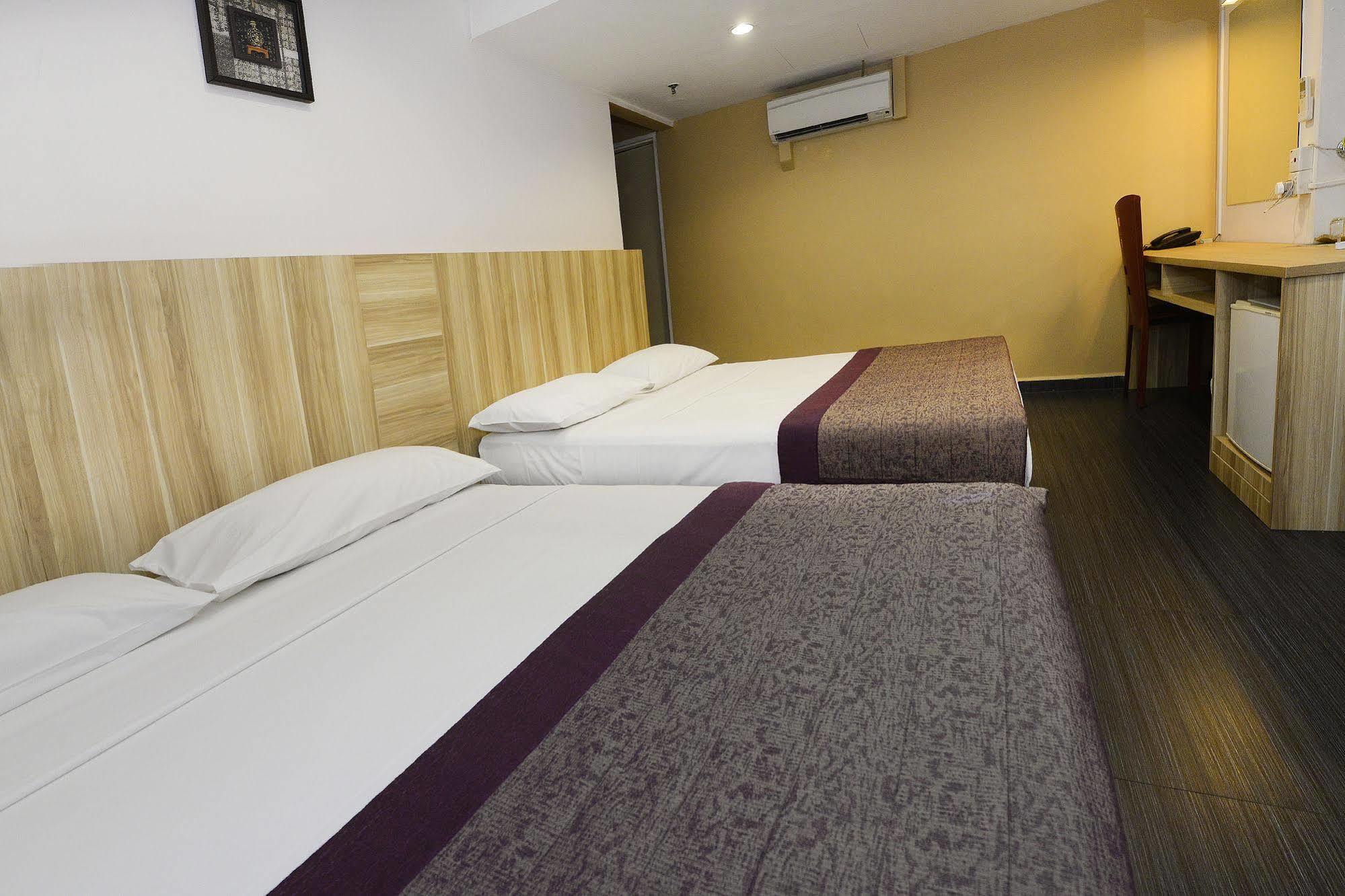 Oyo 106 Beach Hotel Singapura Exterior foto