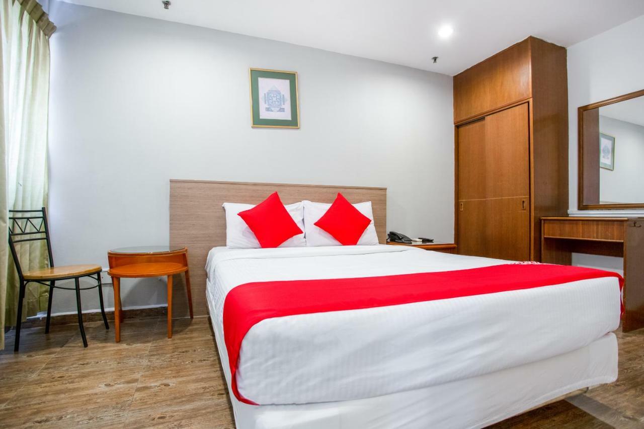 Oyo 106 Beach Hotel Singapura Exterior foto